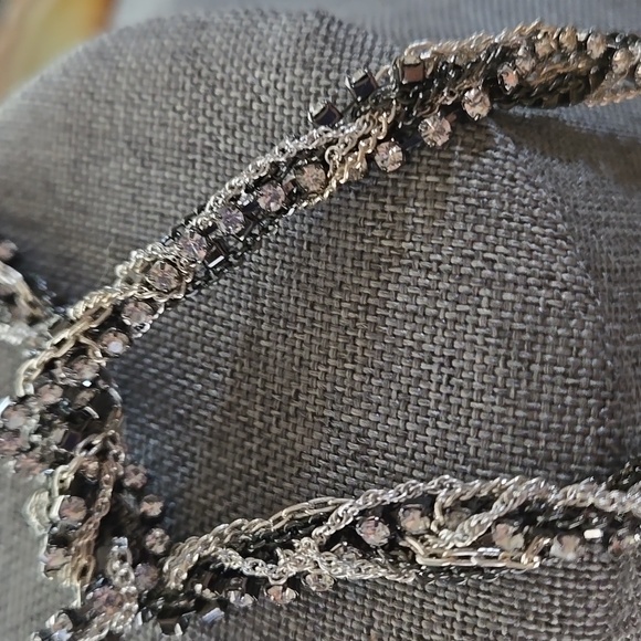 stella & dot rhinestone, multi tonal chain, lariat necklace, fashion accessory - Picture 7 of 9